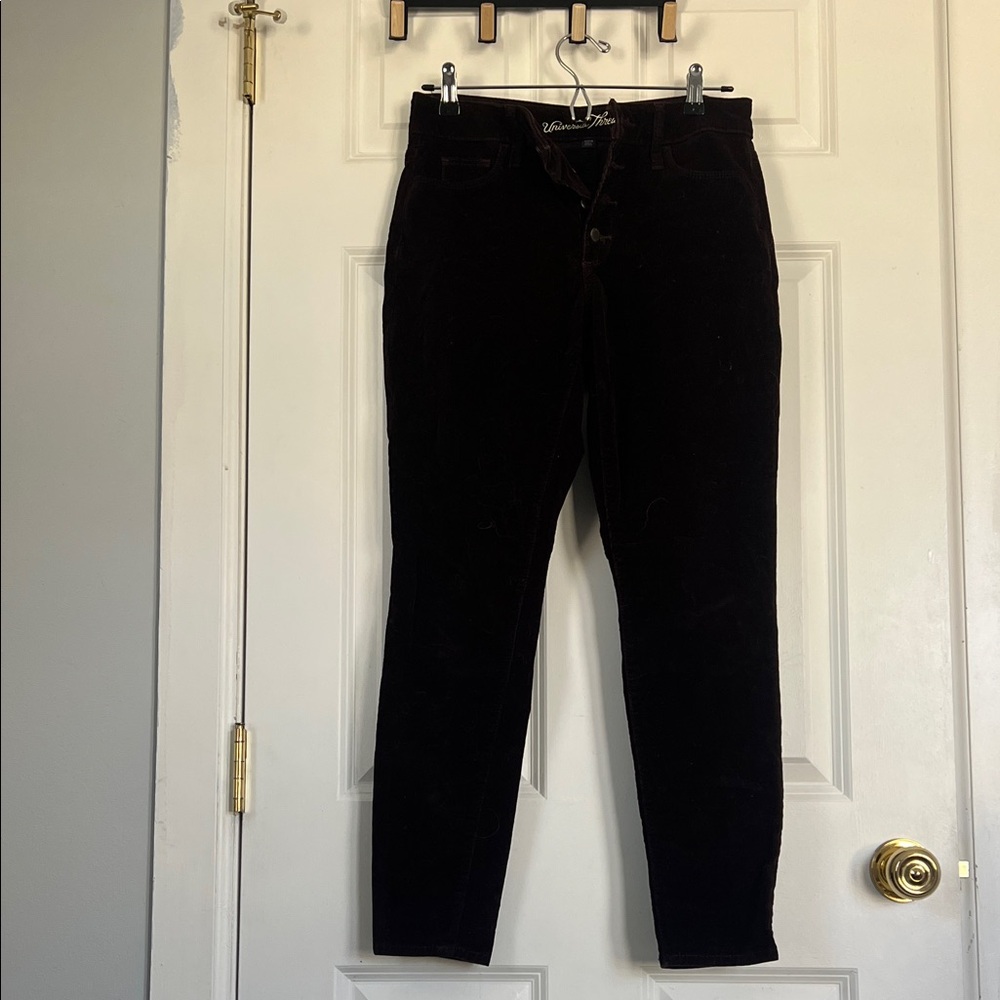 Universal Thread Women's Dark Jeans